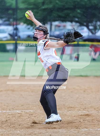 Thumbnail 2 in Davenport West vs West Delaware (Rick Doran Classic) photogallery.