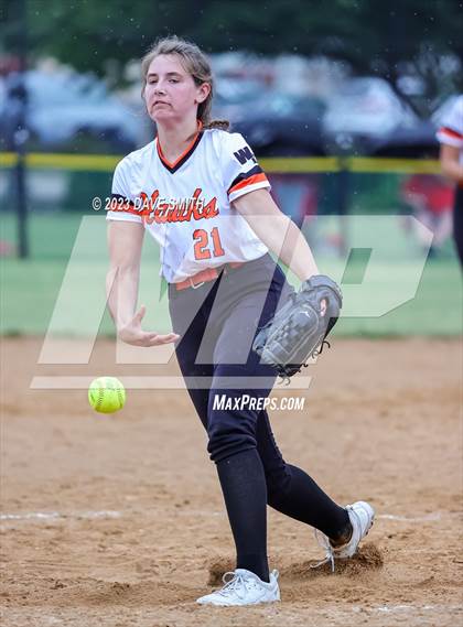 Thumbnail 2 in Davenport West vs West Delaware (Rick Doran Classic) photogallery.