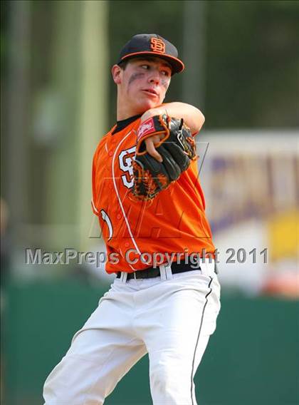 Thumbnail 1 in Escalon vs. Summerville (CIF SJS D5 Final) photogallery.
