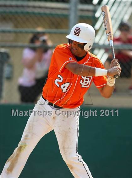 Thumbnail 2 in Escalon vs. Summerville (CIF SJS D5 Final) photogallery.