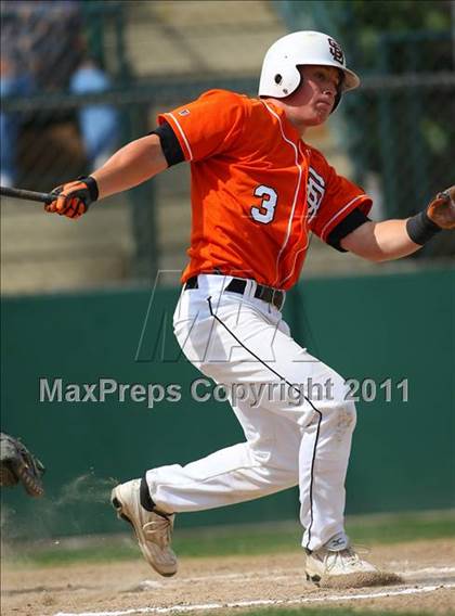 Thumbnail 2 in Escalon vs. Summerville (CIF SJS D5 Final) photogallery.