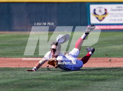 Thumbnail 2 in Laguna Beach @ Los Alamitos photogallery.