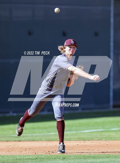 Thumbnail 3 in Laguna Beach @ Los Alamitos photogallery.
