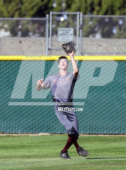 Thumbnail 3 in Laguna Beach @ Los Alamitos photogallery.