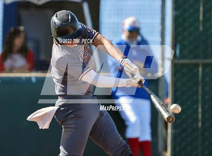 Thumbnail 2 in Laguna Beach @ Los Alamitos photogallery.