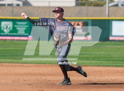 Thumbnail 3 in Laguna Beach @ Los Alamitos photogallery.