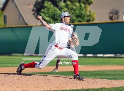 Thumbnail 1 in Laguna Beach @ Los Alamitos photogallery.