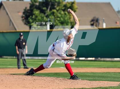 Thumbnail 1 in Laguna Beach @ Los Alamitos photogallery.