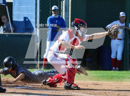 Thumbnail 3 in Laguna Beach @ Los Alamitos photogallery.