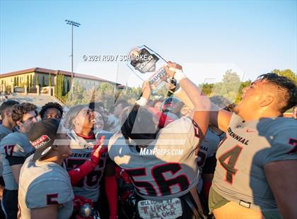 Thumbnail 2 in Centennial vs. Sierra Canyon photogallery.