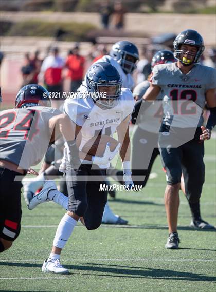 Thumbnail 1 in Centennial vs. Sierra Canyon photogallery.