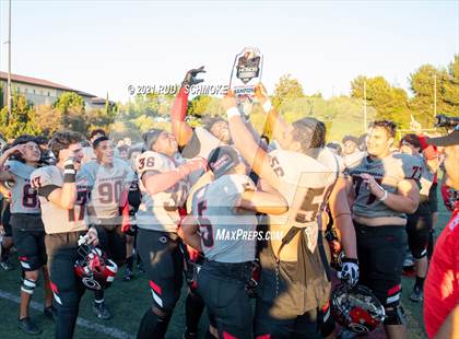 Thumbnail 2 in Centennial vs. Sierra Canyon photogallery.