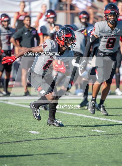 Thumbnail 3 in Centennial vs. Sierra Canyon photogallery.