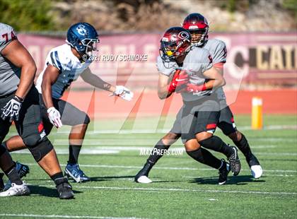 Thumbnail 3 in Centennial vs. Sierra Canyon photogallery.
