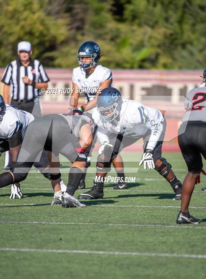 Thumbnail 1 in Centennial vs. Sierra Canyon photogallery.