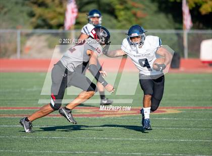 Thumbnail 3 in Centennial vs. Sierra Canyon photogallery.