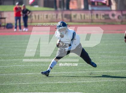 Thumbnail 1 in Centennial vs. Sierra Canyon photogallery.