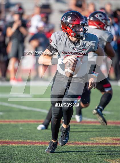 Thumbnail 2 in Centennial vs. Sierra Canyon photogallery.