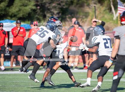 Thumbnail 3 in Centennial vs. Sierra Canyon photogallery.