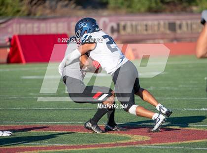 Thumbnail 1 in Centennial vs. Sierra Canyon photogallery.
