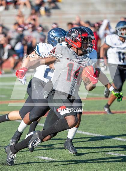 Thumbnail 3 in Centennial vs. Sierra Canyon photogallery.