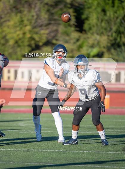 Thumbnail 1 in Centennial vs. Sierra Canyon photogallery.