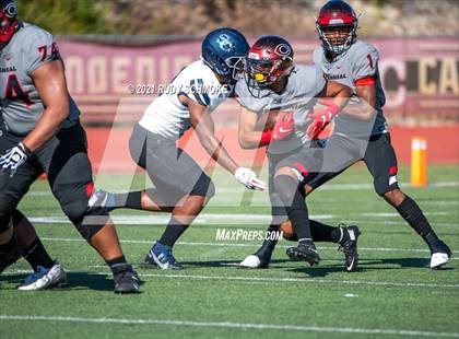 Thumbnail 2 in Centennial vs. Sierra Canyon photogallery.