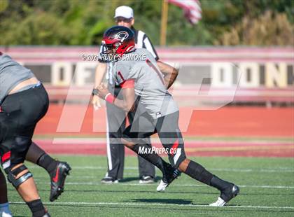 Thumbnail 3 in Centennial vs. Sierra Canyon photogallery.