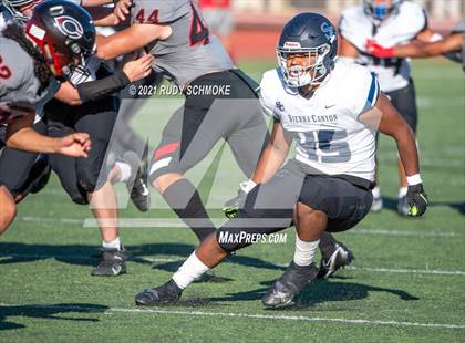 Thumbnail 3 in Centennial vs. Sierra Canyon photogallery.