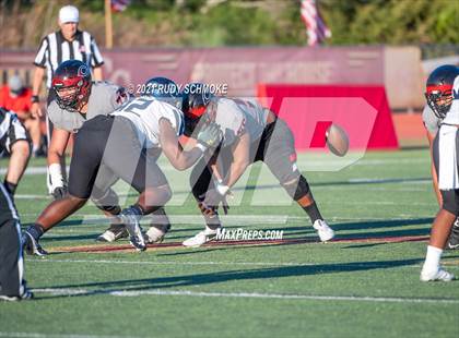 Thumbnail 2 in Centennial vs. Sierra Canyon photogallery.
