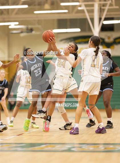 Thumbnail 3 in Nicolet @ Racine Case photogallery.