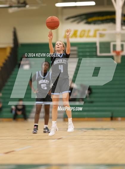 Thumbnail 1 in Nicolet @ Racine Case photogallery.