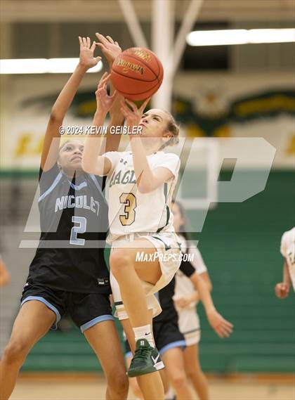 Thumbnail 1 in Nicolet @ Racine Case photogallery.