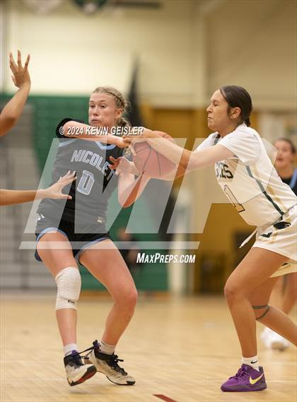Thumbnail 3 in Nicolet @ Racine Case photogallery.