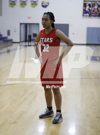 Thumbnail 2 in Centennial vs Bloom Carroll (OHSAA D2 Sectional Playoff) photogallery.