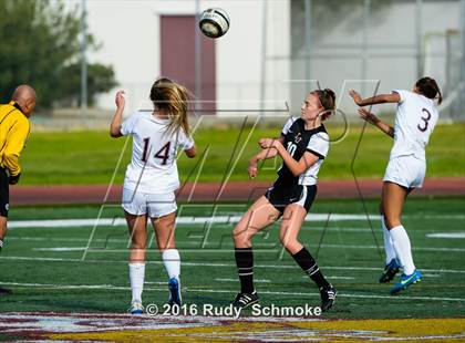 Thumbnail 2 in La Jolla vs. Point Loma (CIF SDS D1 Final) photogallery.