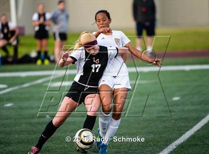 Thumbnail 2 in La Jolla vs. Point Loma (CIF SDS D1 Final) photogallery.