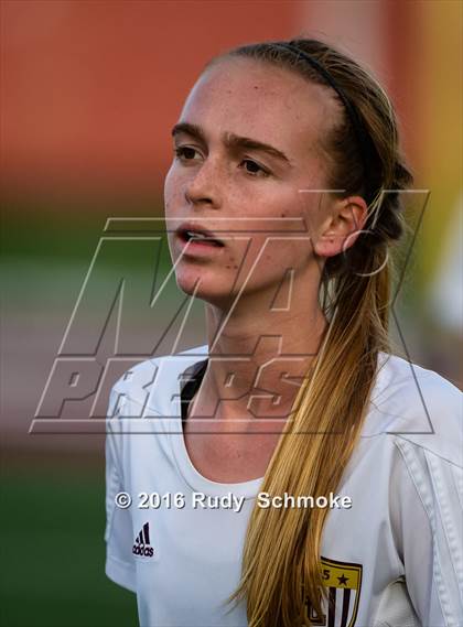 Thumbnail 2 in La Jolla vs. Point Loma (CIF SDS D1 Final) photogallery.