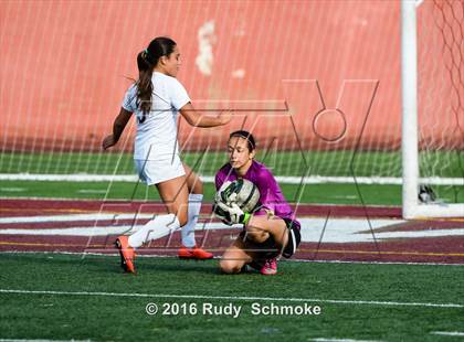 Thumbnail 2 in La Jolla vs. Point Loma (CIF SDS D1 Final) photogallery.