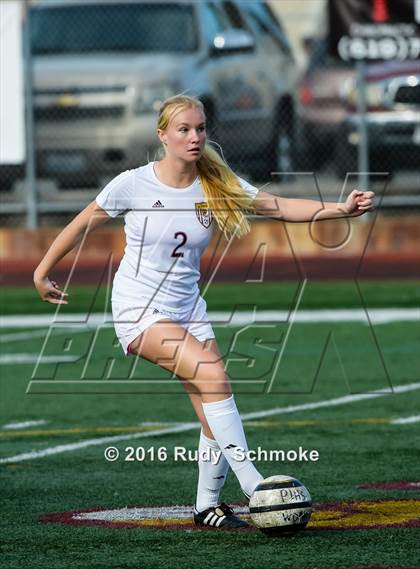 Thumbnail 2 in La Jolla vs. Point Loma (CIF SDS D1 Final) photogallery.