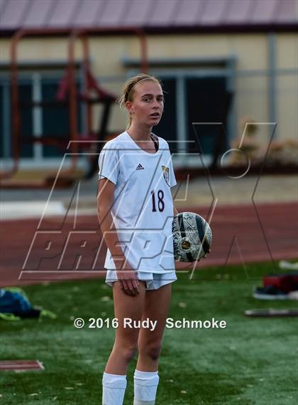 Thumbnail 3 in La Jolla vs. Point Loma (CIF SDS D1 Final) photogallery.