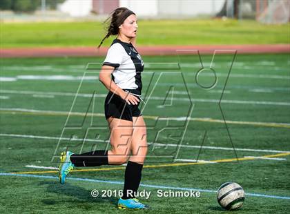 Thumbnail 2 in La Jolla vs. Point Loma (CIF SDS D1 Final) photogallery.