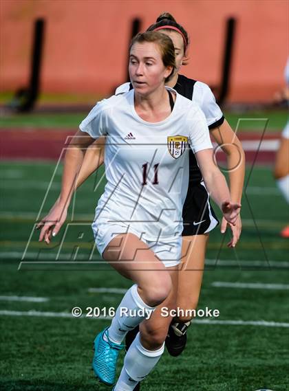 Thumbnail 3 in La Jolla vs. Point Loma (CIF SDS D1 Final) photogallery.