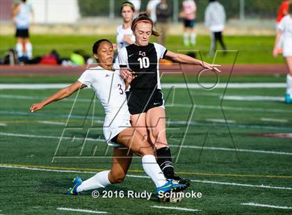 Thumbnail 2 in La Jolla vs. Point Loma (CIF SDS D1 Final) photogallery.