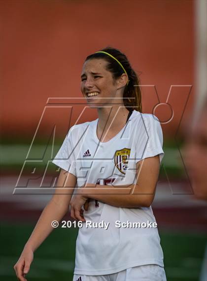 Thumbnail 2 in La Jolla vs. Point Loma (CIF SDS D1 Final) photogallery.