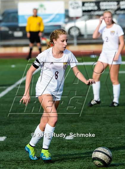 Thumbnail 1 in La Jolla vs. Point Loma (CIF SDS D1 Final) photogallery.
