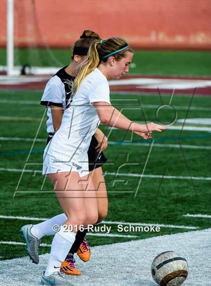 Thumbnail 1 in La Jolla vs. Point Loma (CIF SDS D1 Final) photogallery.