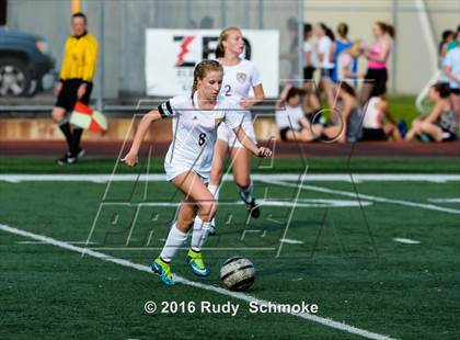 Thumbnail 2 in La Jolla vs. Point Loma (CIF SDS D1 Final) photogallery.