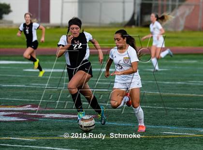 Thumbnail 1 in La Jolla vs. Point Loma (CIF SDS D1 Final) photogallery.