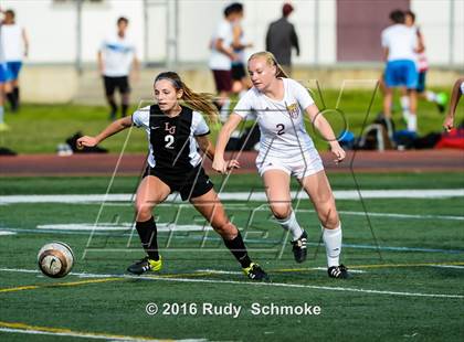 Thumbnail 3 in La Jolla vs. Point Loma (CIF SDS D1 Final) photogallery.